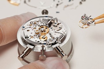 泉州劳力士手表有雾气维修